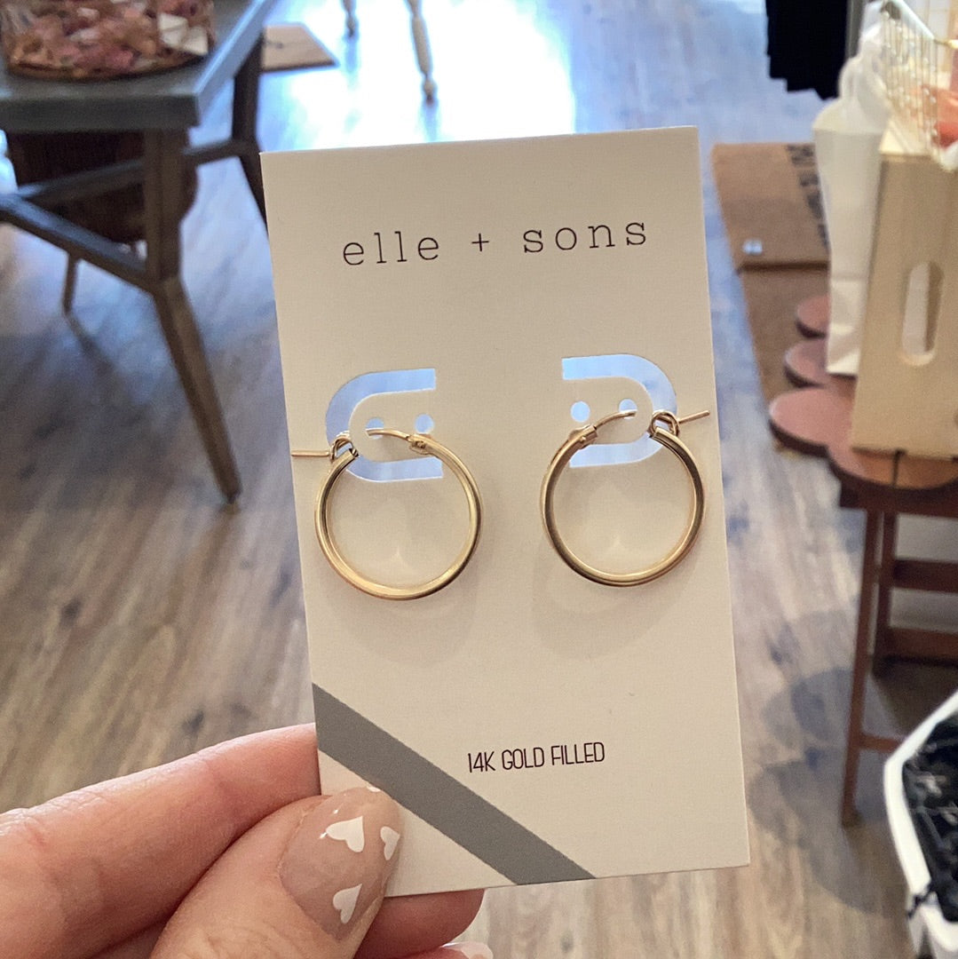 Elle & Sons, Earrings and necklaces