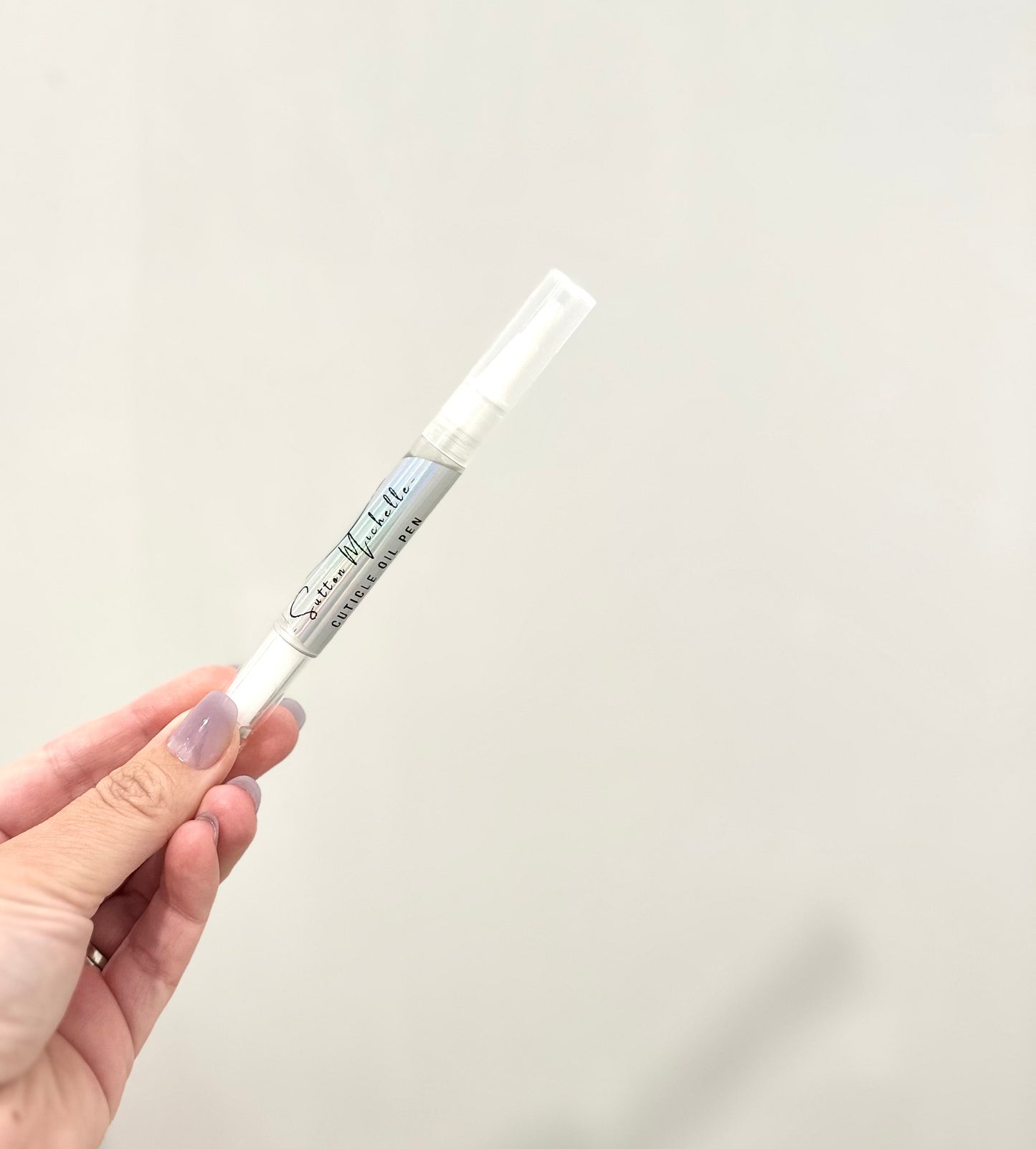 Cuticle oil pen