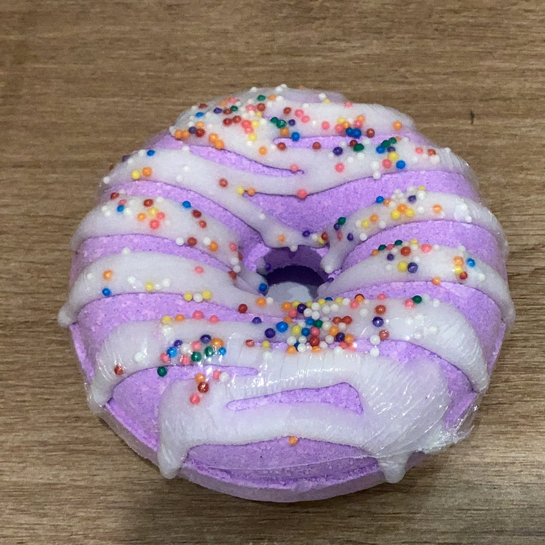 Mini doughnut bath bomb